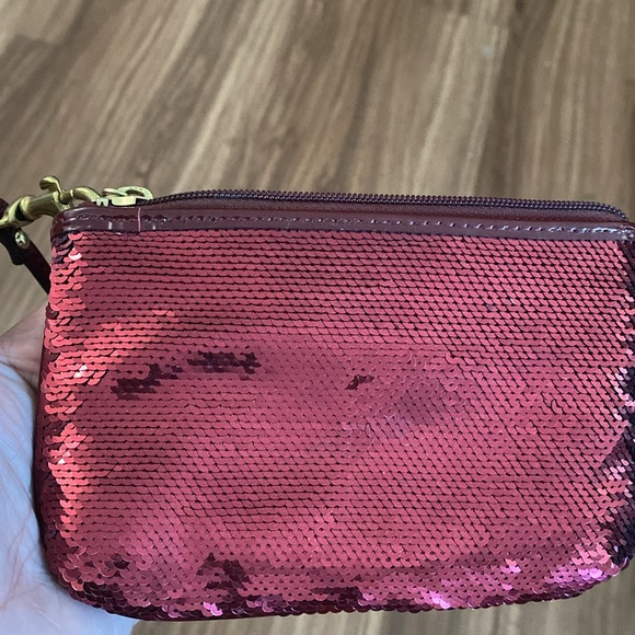 Coach Red Sequins Wrislet/Wallet - pre owned - Picture 12 of 13